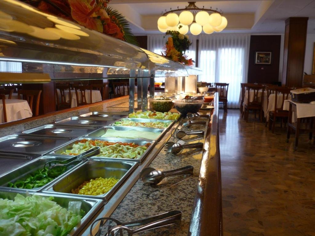 calla buffet hotel