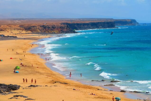 Beach of Fuerteventura front of the Atlantic Ocean, Canary Islands, Spain