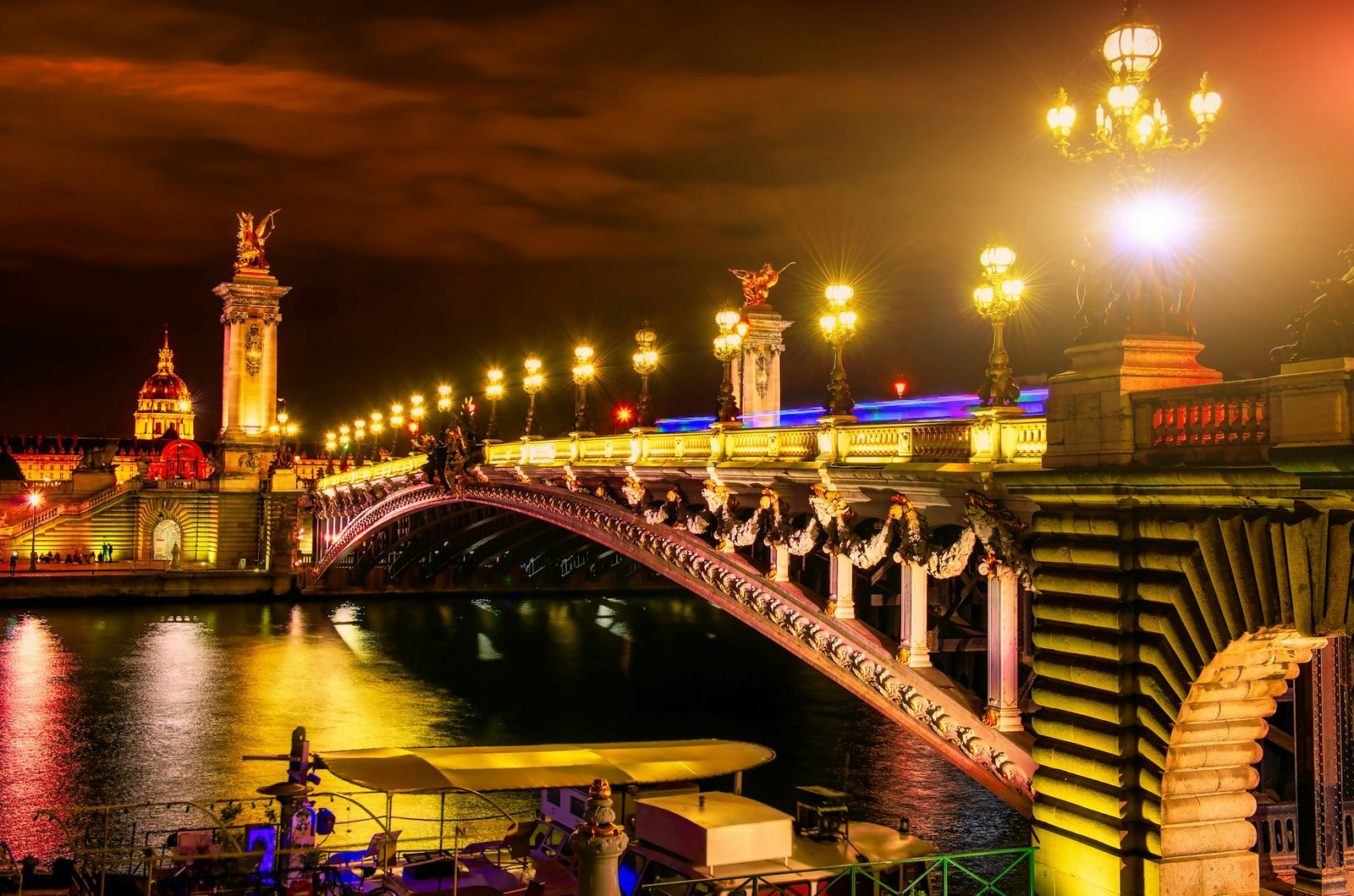 Bridge in Paris