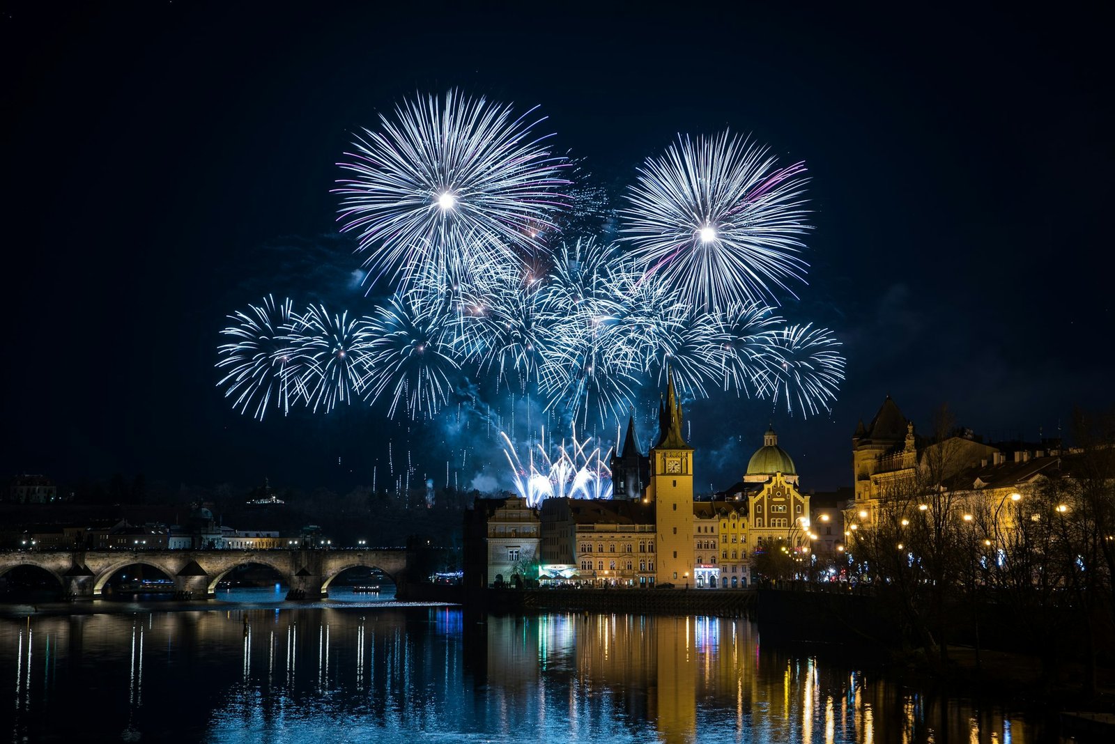 Prague New year's fireworks 2018
