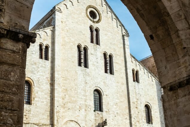 Facade of the minor basilica of San Nicolas de Bari.