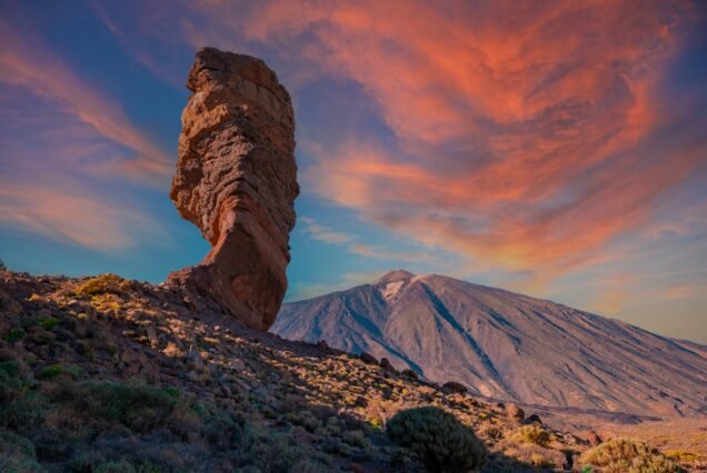 Sunset at Roque Cinchado next to Teide in the natural park of Tenerife