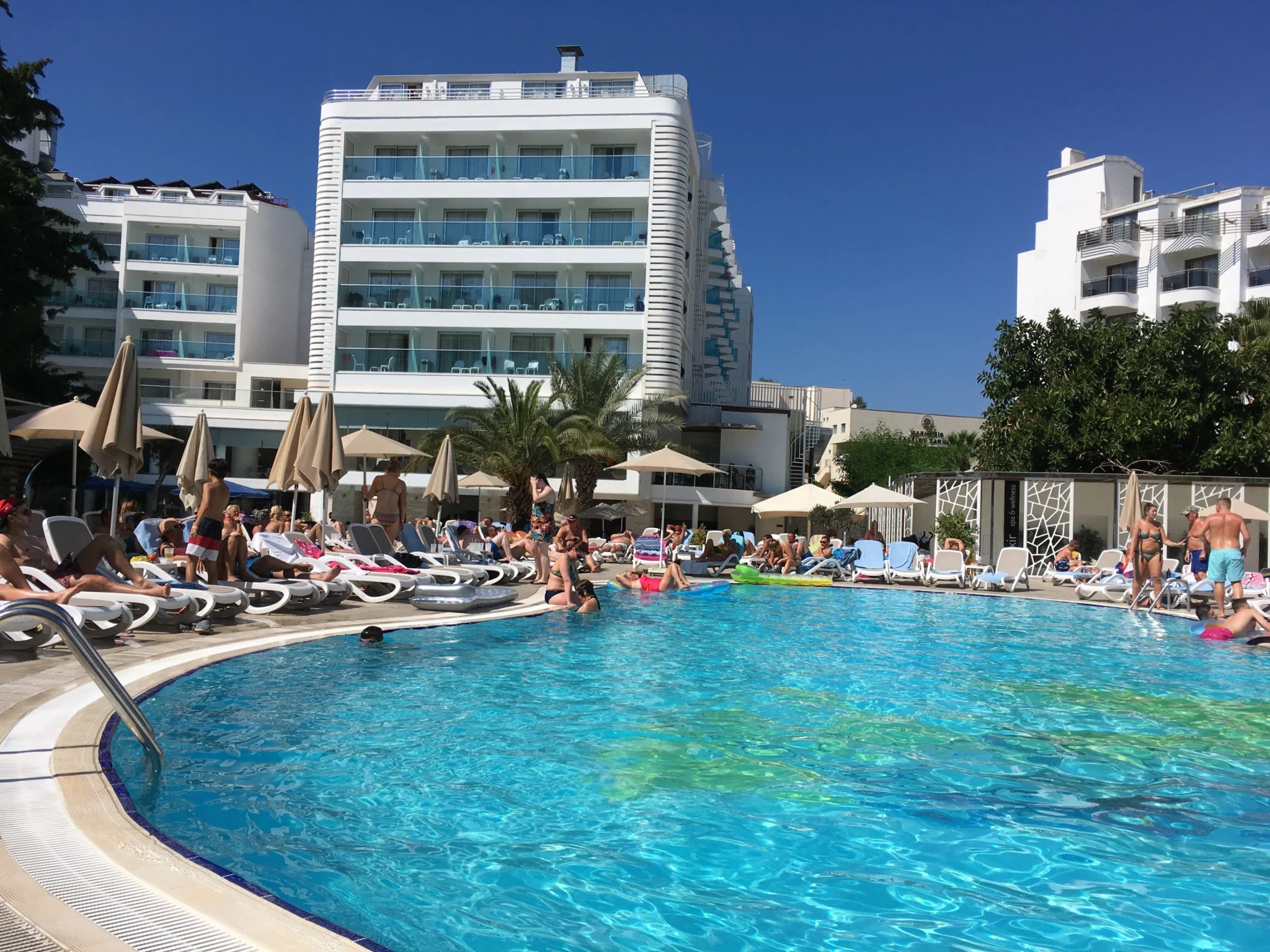 996d0806f984355f40b62b0cf6a8a5ba