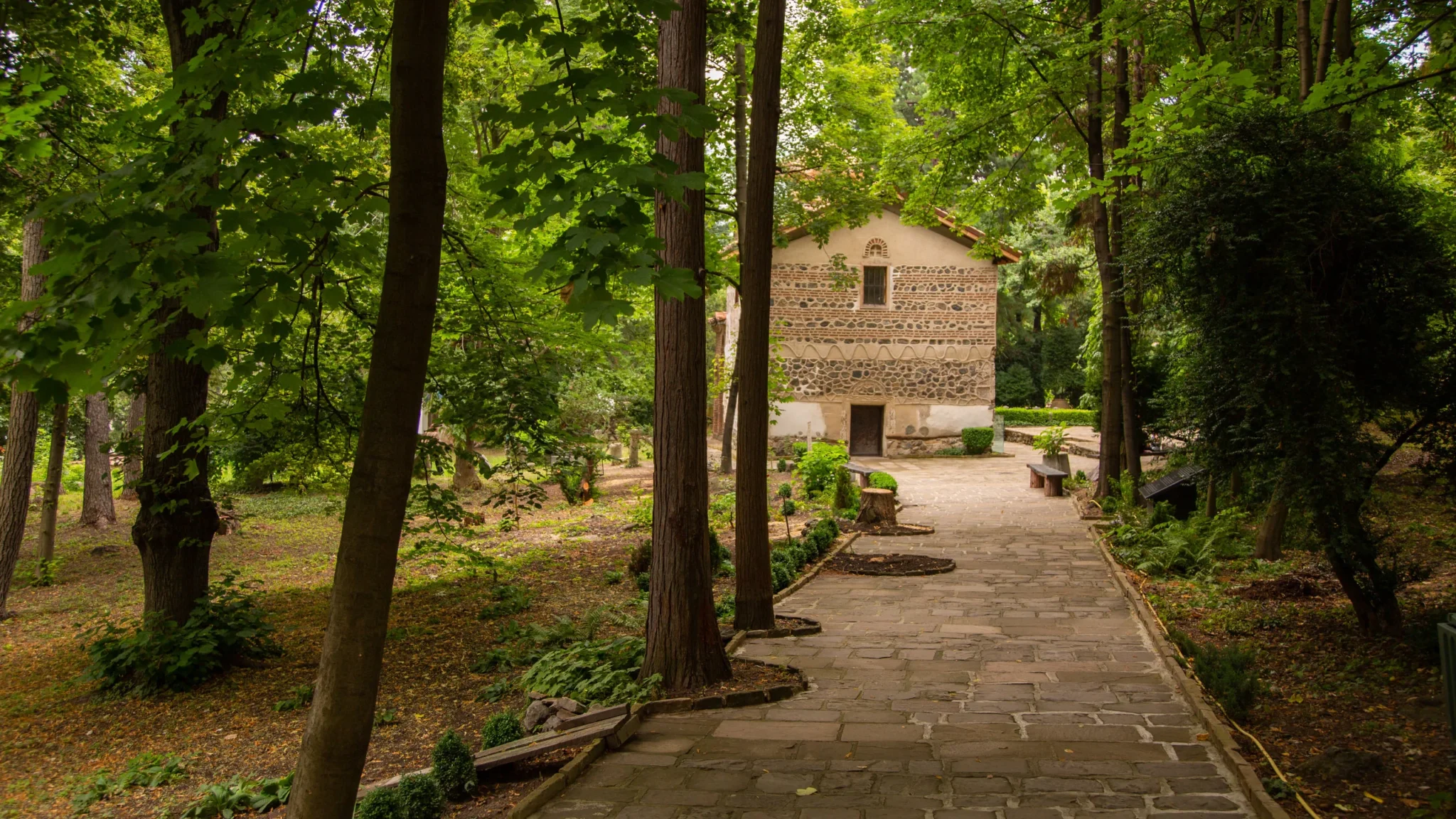 507280-boyana-church