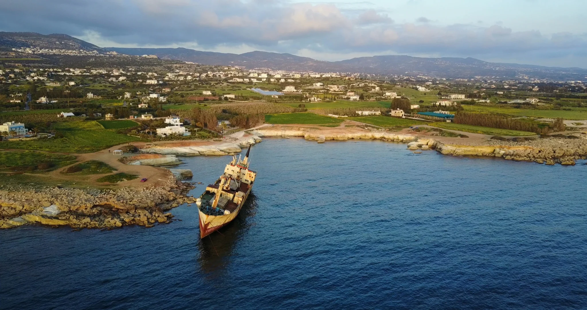 ee74bdead5b5857782264abaea08b236