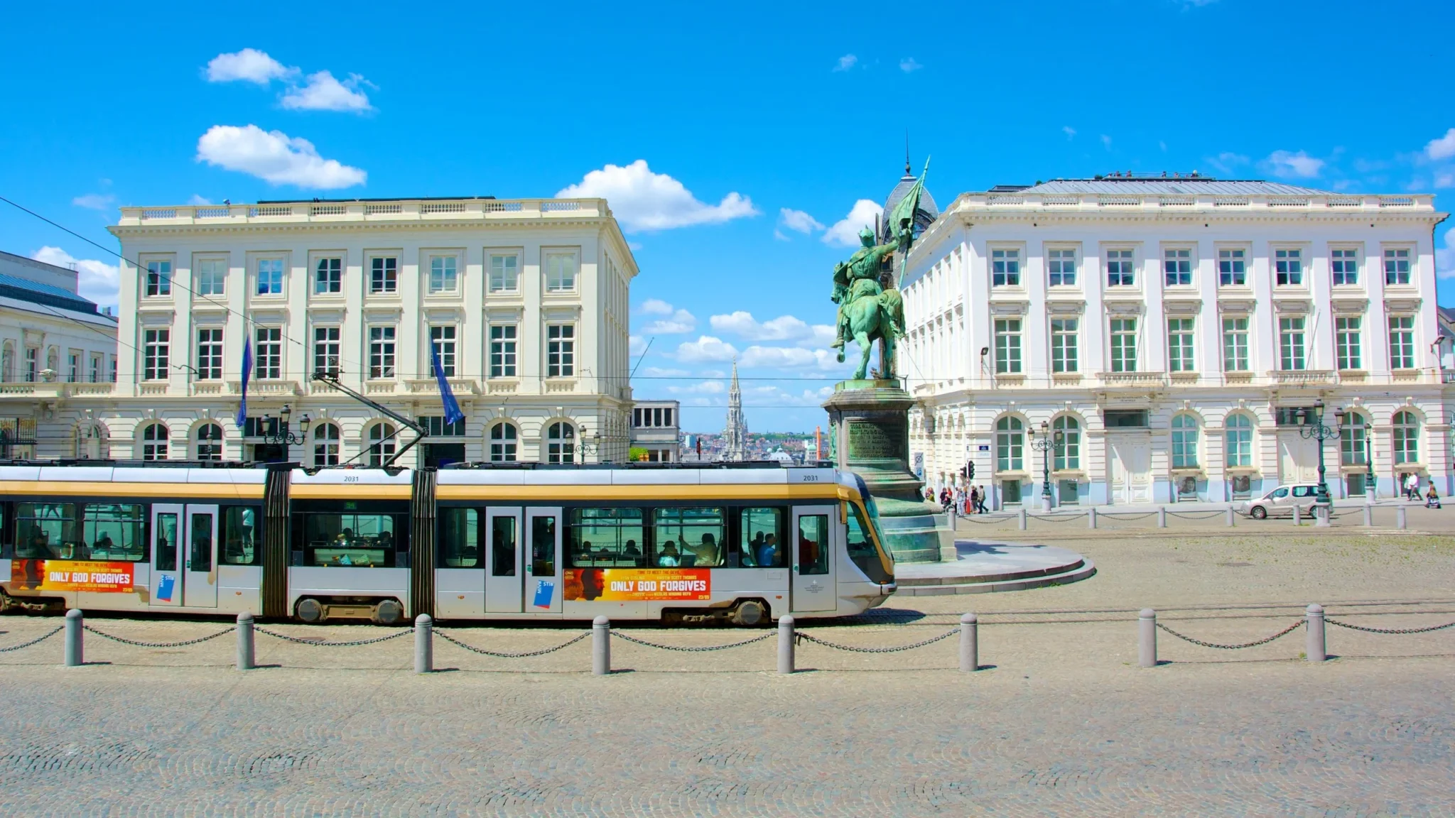 45300-Royal-Palace-Of-Brussels