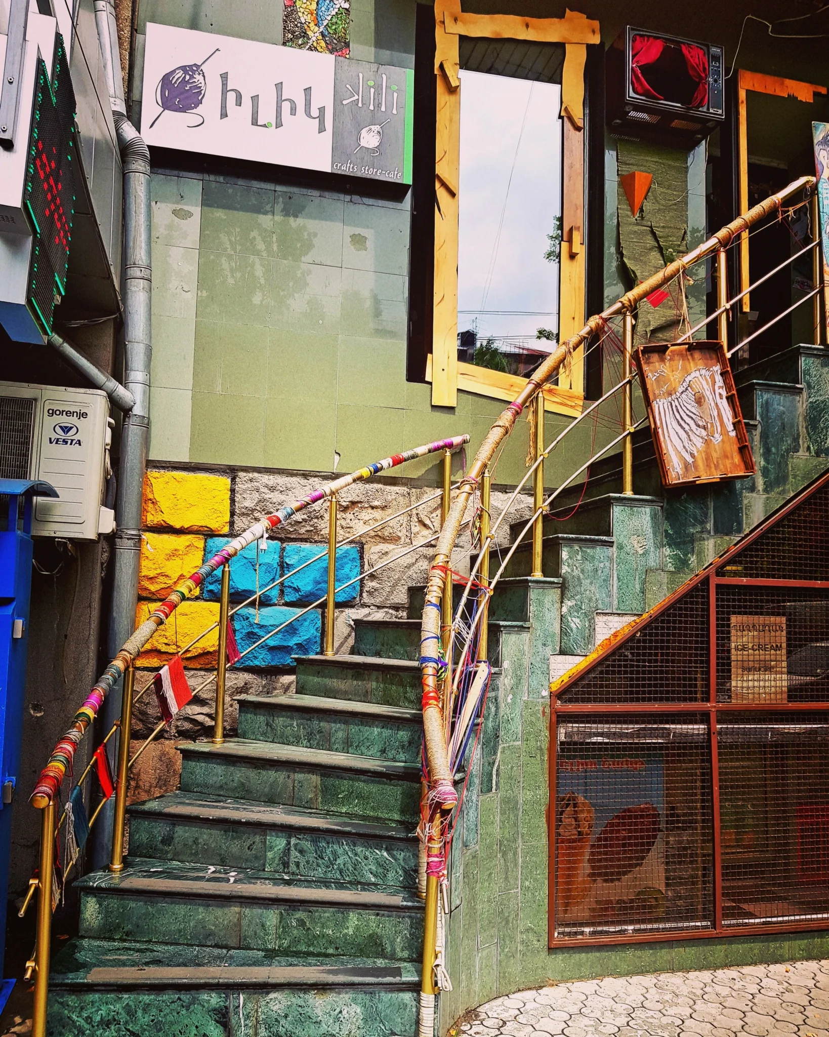 e23311e98fc2c1d7d3be3b881bed9068